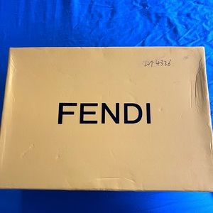 FENDI NEVER WORN AUTHENTIC SNEAKERS